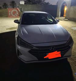 هیوندای ئەلەنترا